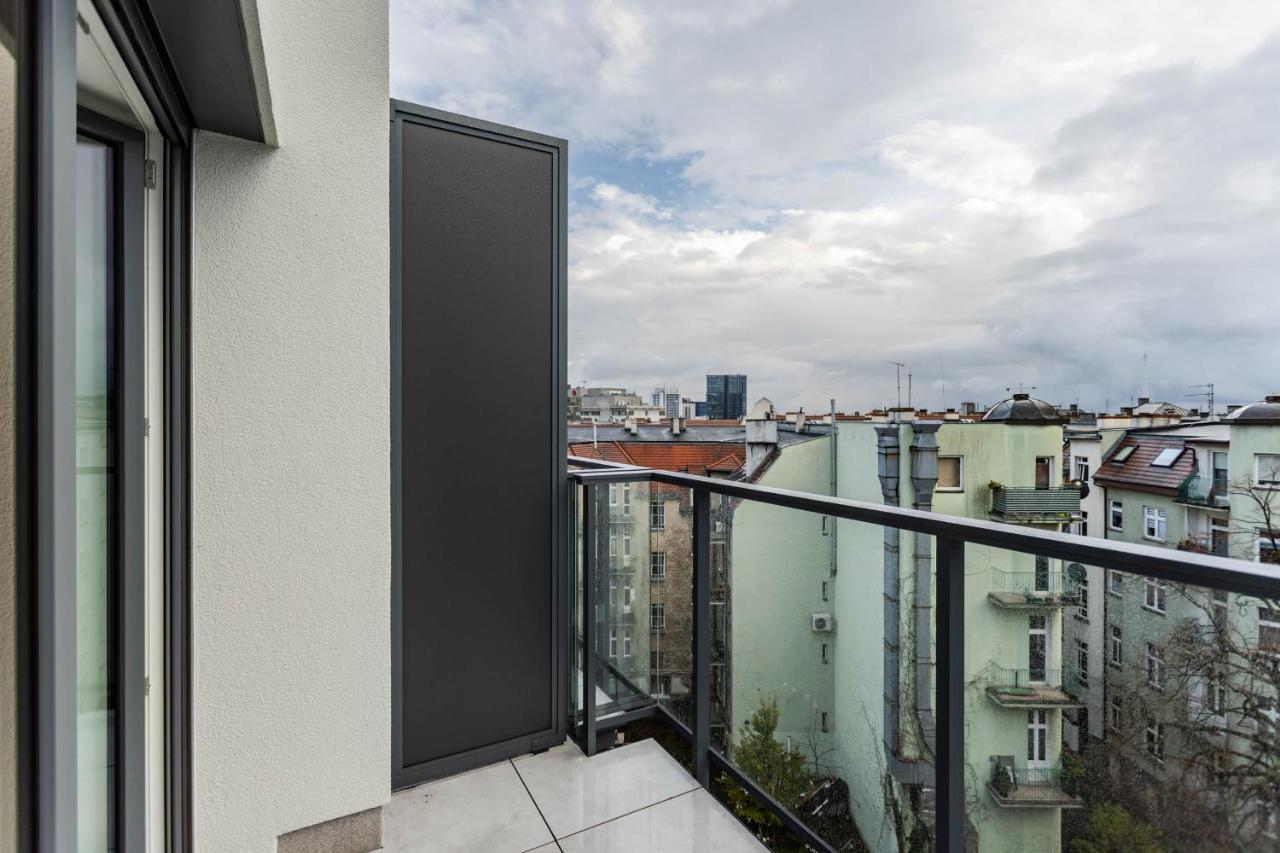 Klimatyzowany Apartament Very Berry Z Parkingiem W Poznaniu By Noclegi Renters Extérieur photo